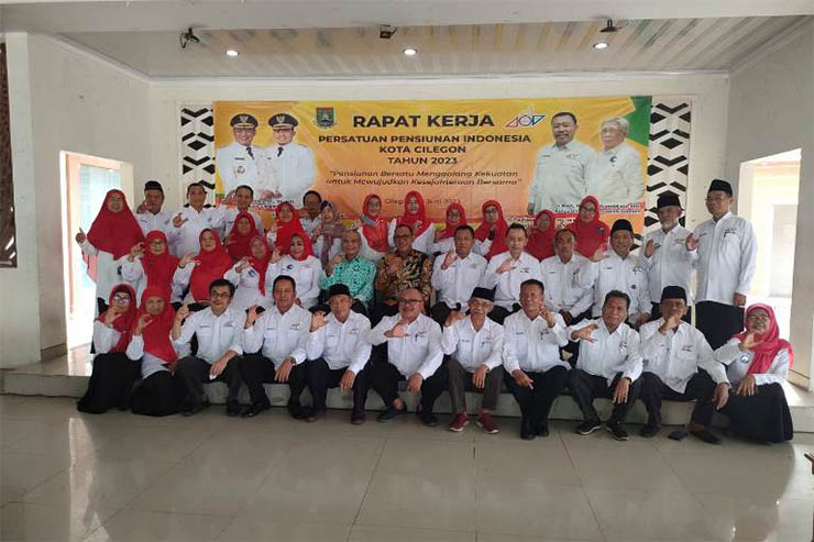 Wali Kota Cilegon, Helldy Agustian, saat menghadiri kegiatan rapat kerja Persatuan Pensiunan Indonesia (PPI) Kota Cilegon Tahun 2023 di Gedung Batik Krakatoa (GCCC), Kota Cilegon, Senin (5/6/2023). ISTIMEWA