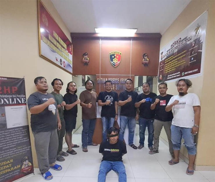 Satreskrim Polres Serang, saat berhasil mengamankan pelaku pencabulan terhadap anak. ISTIMEWA