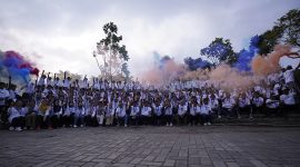 Suasana keseruan Direksi, Staf dan Karyawan, merayakan Ulang Tahun Ke-2 PT. Krakatau Sarana Properti (KSP). (Foto: Istimewa)
