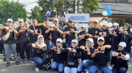 Kepala KPw BI Banten Immaduddin Sahabat, saat Foto bersama di Podjok Pentas QRIS Awarna. (Foto: Pou)