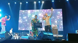 Kapolresta Serang Kota Kombes Sofwan Hermanto bersama Dandim 0602/Serang saat Nyanyi Bareng Slank. (Foto: Fajar-JPPN)