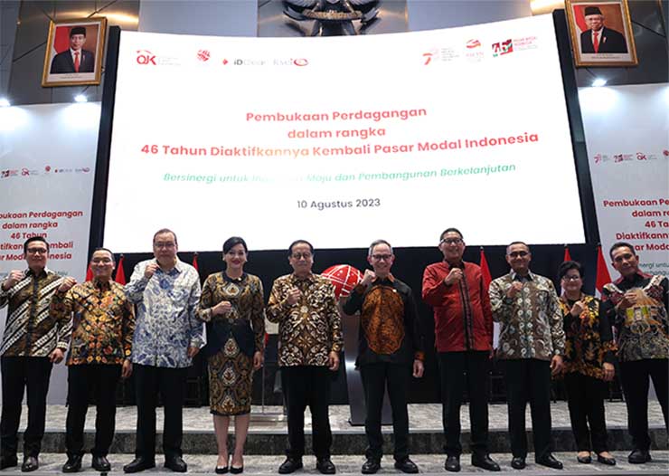 Foto bersama perayaan 46 tahun Anniversary Pasar Modal Indonesia. (Foto: Istimewa)
