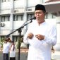Walikota Serang Syafrudin, saat pimpin Hari Santri Nasional 2023, di lapangan Puspemkot Serang bersama kemenag Kota Serang. (Foto: Istimewa)