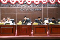 Rapat paripurna terkait Raperda usul Walikota. (Foto: Humas Pemkot Serang)