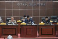 Pj Walikota Serang hadir dalam Rapat Paripurna DPRD Kota Serang. (Foto: Humas Pemkot Serang)