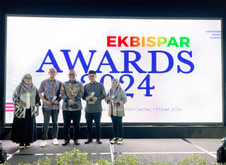 Penerimaan Ekbispar Awards 2024, kategori Peduli Lingkungan. (Foto: Istimewa)