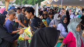 Grebek Pasar Murah Ramadhan, bersama pemkot Serang dan Forkopimda, Ulama juga Pendekar. (Foto: Bantenesia)