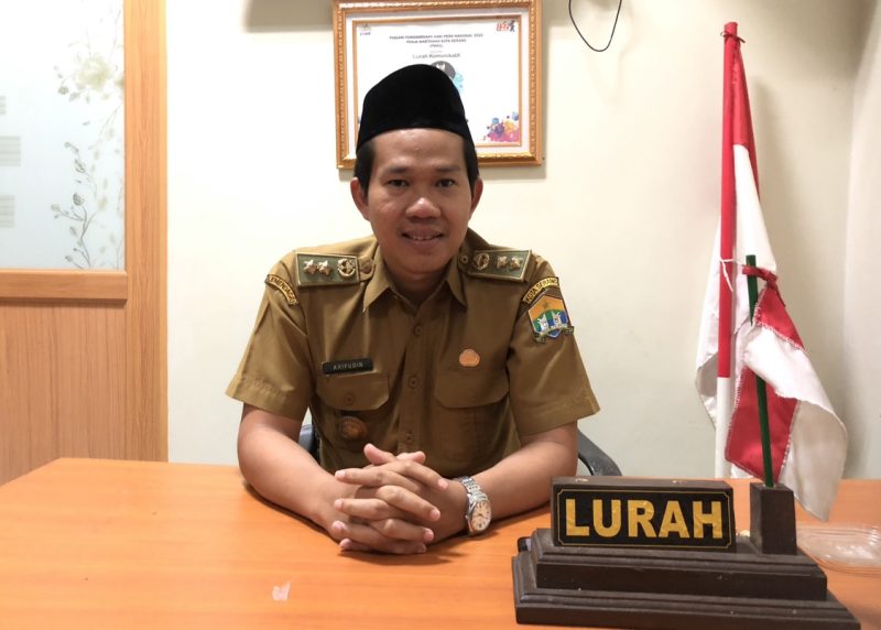 Kepala Kelurahan Taman Baru, Arifudin. (Foto: Bantenesia)