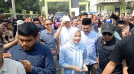 Kunjungan Paslon Bupati dan Wakil Bupati Kabupaten Serang, Ratu Zakiyah-Najib Hamas bersama Rafi Ahmad ke Pondok Pesantren Al-Ma’arif. (Foto: Istimewa)