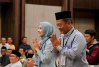 Pasangan Calon Bupati dan Wakil Bupati Kabupaten Serang, Ratu Zakiyah-Najib Hamas saat hadiri Deklarasi Pilkada Damai. (Foto: Istimewa)