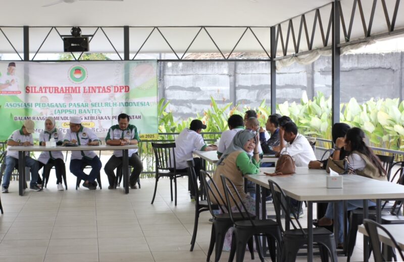 Silaturahmi Lintas DPD APPSI se_Provinsi Banten, Minggu (13/7/2025) di salah satu Tumah Makan di Kota Serang. (Foto: Bantenesia)