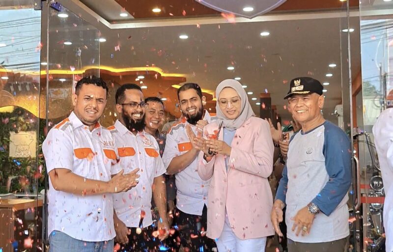 Grand Opening, Nahdi Arabian Chicken Serang. (Foto: Istimewa)