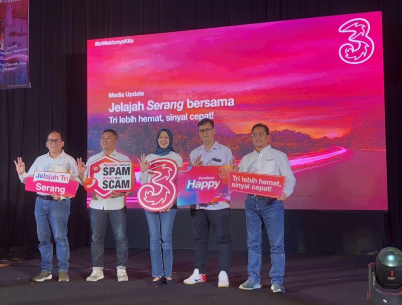 Media Update, Jelajah Serang bersam Tri Lebih Hemat, Sinyal Cepat. (Foto: Bantenesia)