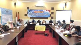 Talkshow/ Diskusi bersama, memperkuat pelaksanaan Program Makan Bergizi Gratis (MBG) dan mendukung visi pemerintah membangun Generasi Emas 2045, SPPG Polda Banten 2025, Dinas Kesehatan (Dinkes) Kota Serang bersama Dinas Pendidikan dan Kebudayaan (Dindikbud) Kota Serang. (Foto: Bantenesia) 