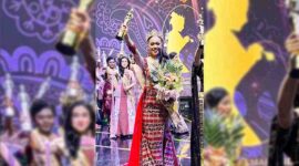 Ghefira Qiana Aqilla saat menerima Penghargaan Runner Up IV Puteri Batik Remaja Indonesia 2025. (Foto: Istimewa)