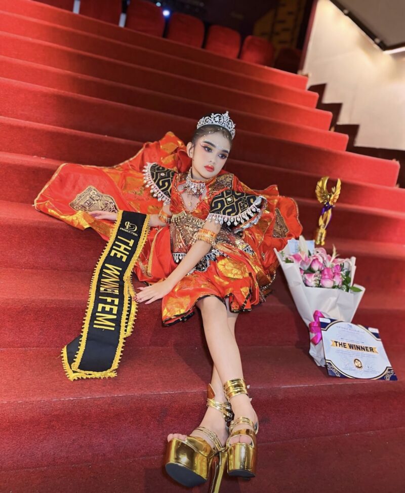 Vanya Ivenna Pangaribuan, ‘The Winner’ tingkat nasional pada ajang Festival Etnik Model Indonesia 2026. (Foto: Istimewa)