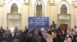 Safari Dakwah Tabligh Akbar bersama Ustadz Maulana, di Masjid Jami’ Syubban, Sekolah Islam Al Azhar Serang. (Foto: Bantenesia)