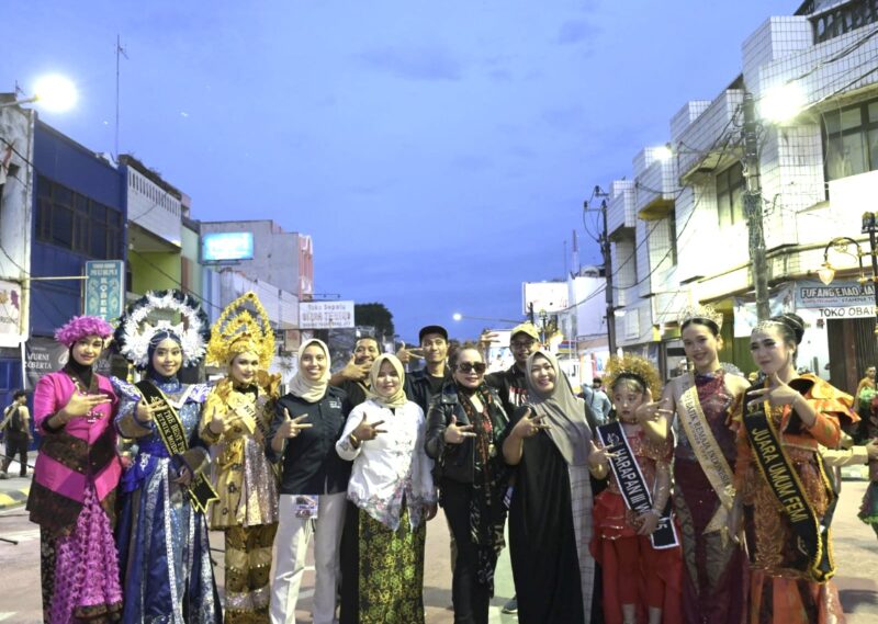 Kolaborasi Lintas Komunitas Kreatif, Disparpora Kota Serang melalui sektor Ekonomi Kreatif (Ekraf), bekerja sama dengan Forum Ekraf, Sanggar Rossy’s Entertainment, serta DMC Creativity. (Foto: Istimewa)