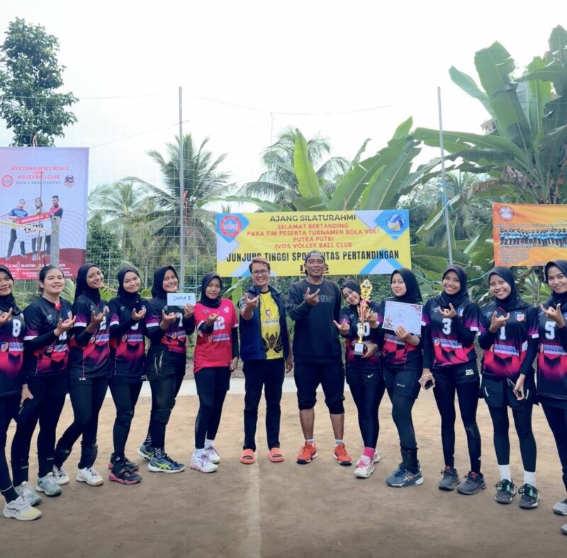 Tim Bola Voli Putri Universitas Primagraha (UPG) berhasil menjadi Runner Up Open Turnamen Bola Boli Putri ‘HUT Ke-4 IVOS’ 2026. (Foto: Istimewa)