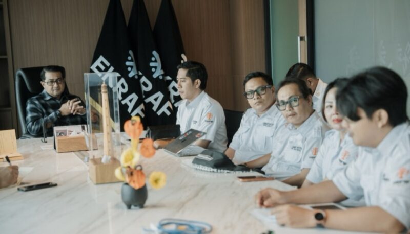 FEKRAF Banten saat melakukan Audiensi bersama Menteri Ekonomi Kreatif (MENKRAF), Teuku Riefky Harsya. (Foto: FEKRAF Banten)