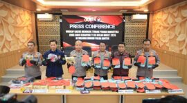 Kapolda Banten Irjen Pol. Hengki memimpin langsung Konferensi Pers, Ungkap Kasus Peredaran Narkotika jenis Sabu sebanyak 71 Kilogram. (Foto: Istimewa)