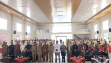 Foto Bersama seusai Upacara Pembukaan Diklat SATPAM Gada Pratama, para Peserta Diklat SATPAM Gada Pratama dengan Direksi PT TEGAS dan Wakil Bupati Serang, Muhammad Najib Hamas, Disnakertrans Kabupaten Serang. (Foto: Bantenesia)