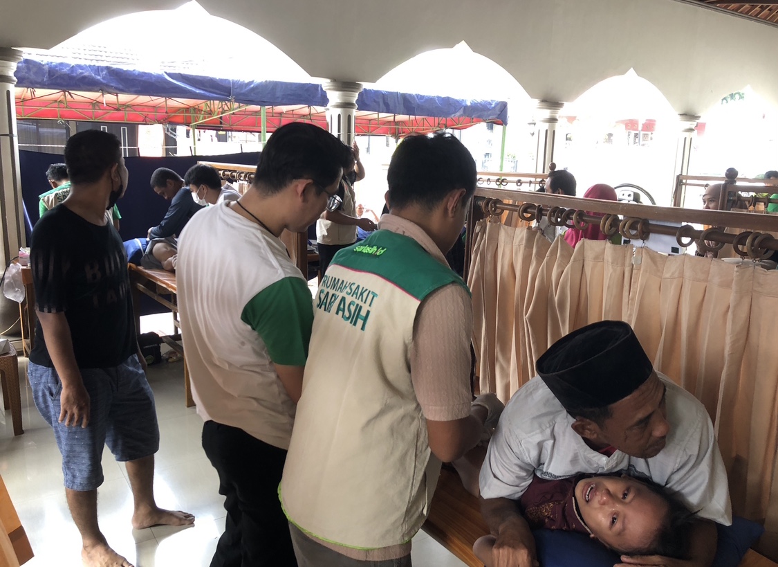 Bakti Sosial Khitanan Massal HUT IWKS Serang Ke-14 tahun 2026. (Foto: Bantenesia)