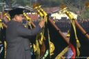 Tanda Kehormatan Samkarya Nugraha Sakanti dari Presiden Republik Indonesia Jenderal TNI (Purn) Prabowo Subianto kepada Polda Banten. (Foto: Istimewa)