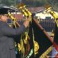 Tanda Kehormatan Samkarya Nugraha Sakanti dari Presiden Republik Indonesia Jenderal TNI (Purn) Prabowo Subianto kepada Polda Banten. (Foto: Istimewa)