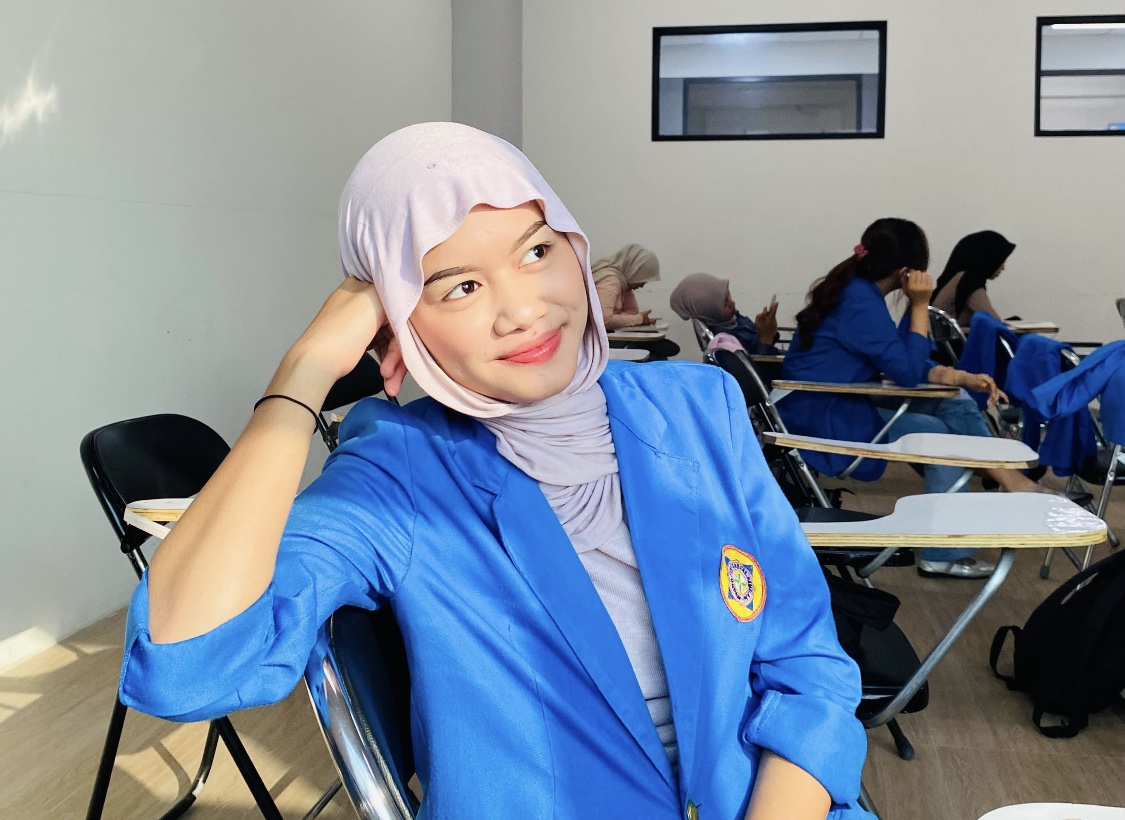 Mahasiswi Administrasi Negara, UNPAM PSDKU Serang, Cahya Sandini. (Foto: Istimewa)