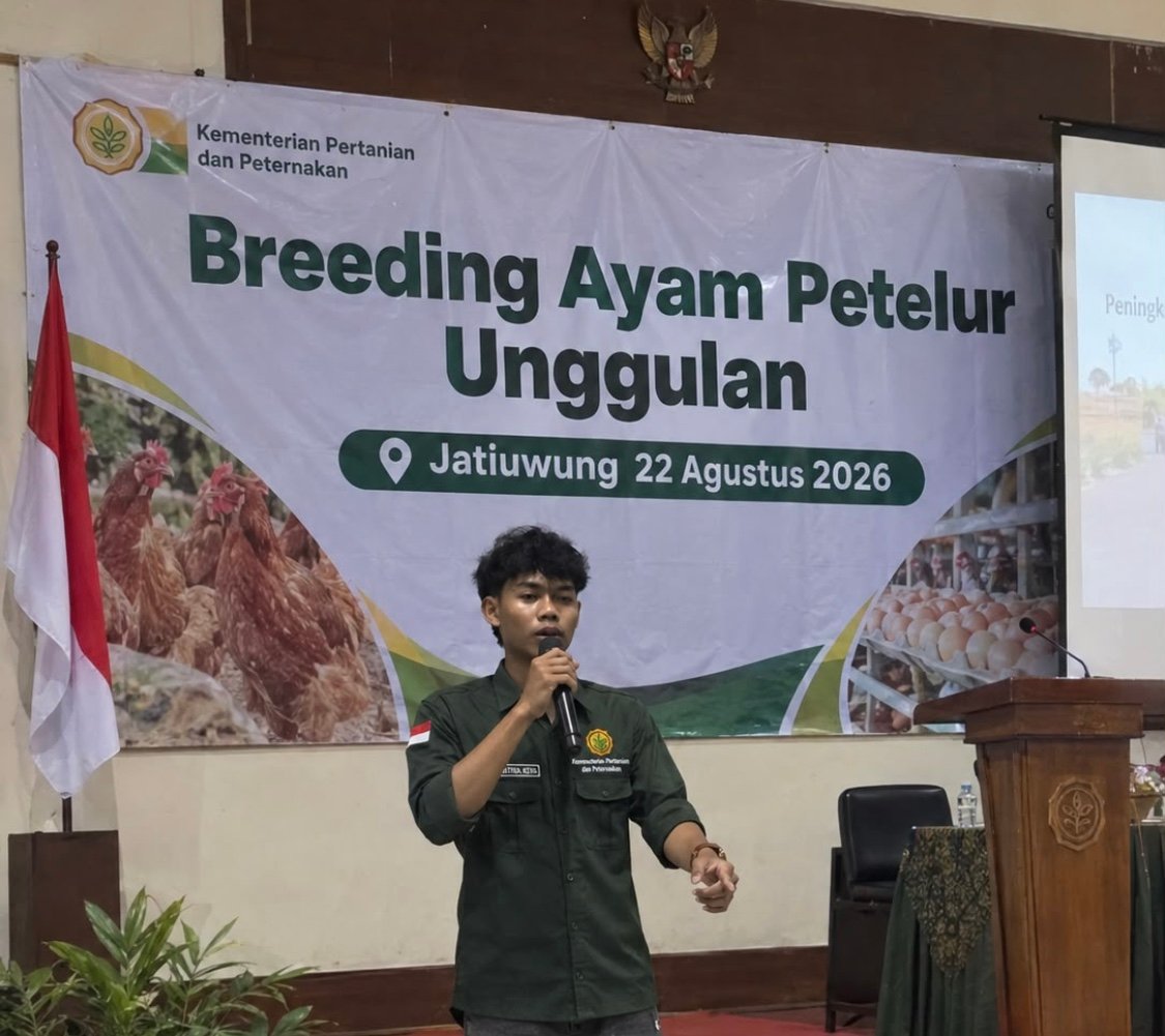 Satria Keva Razrival saat mengikuti kegiatan Breeding Ayam Petelur Unggulan. (Foto: Istimewa)