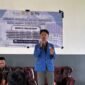 Mahasiswa UNPAM Kampus Serang, Alfatha Abda saat melakukan Pengabdian Kepada Masyarakat (PKM) Edukasi Manajemen Pemasaran di SMAN 1 Lebak Wangi. (Foto: Istimewa)